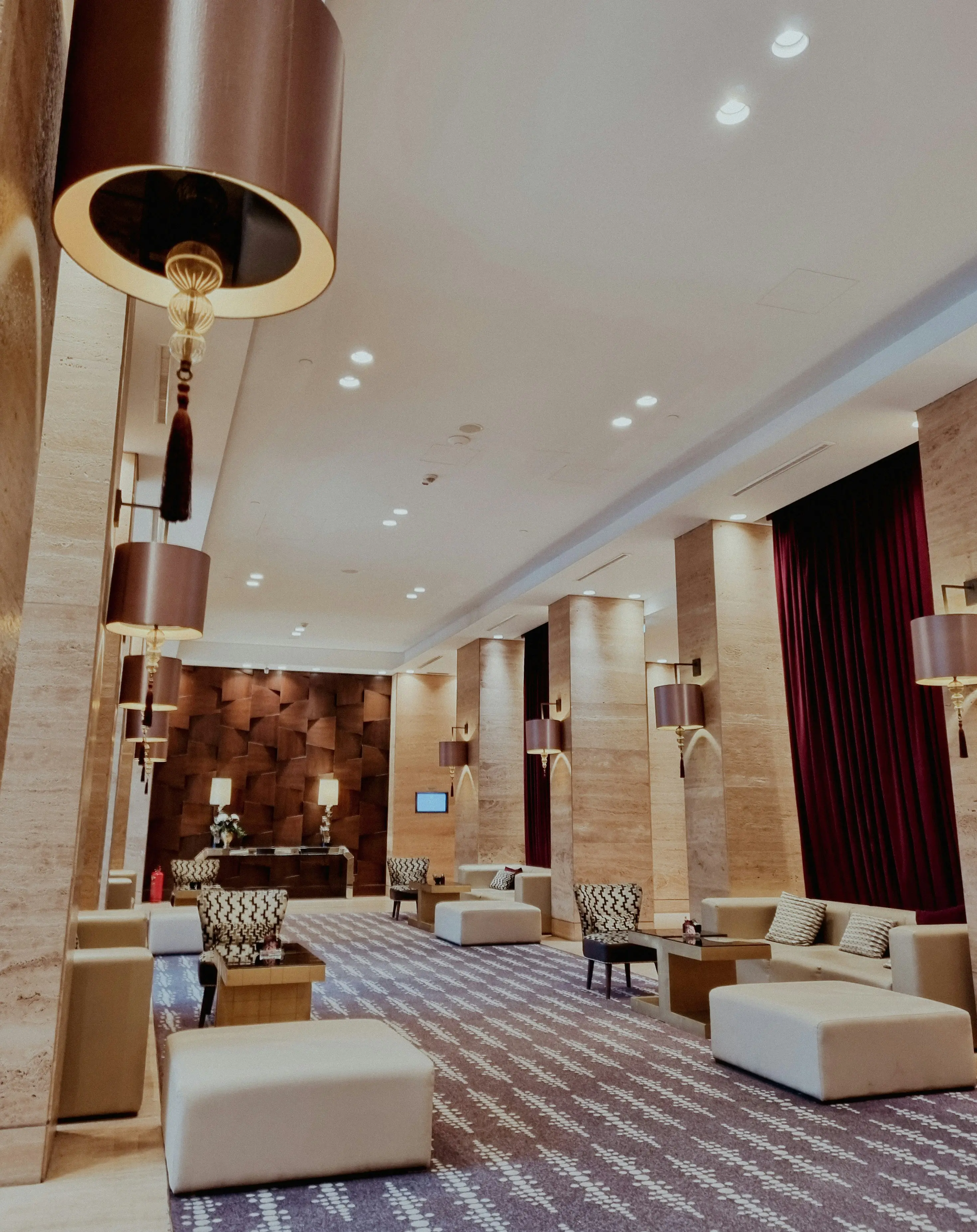 Restaurantbereich des Hotels Vier Jahreszeiten